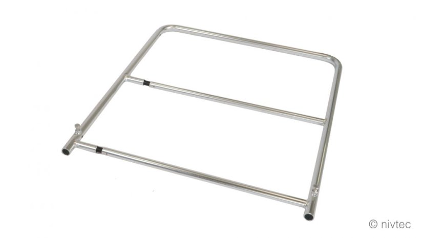 Színpad 8x6m, magasság: 80-100cm, lépcső szélessége: 1m, szövet 8+6+5m