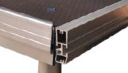 Színpad 8x6m, magasság: 80-100cm, lépcső szélessége: 1m, szövet 8+6+5m
